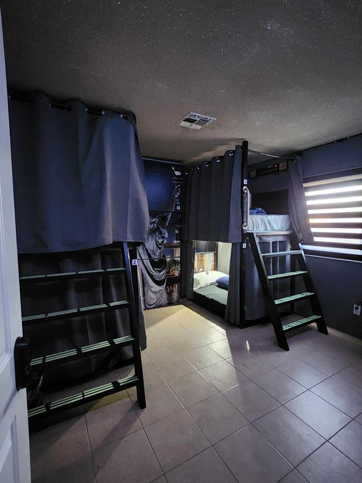 Orangewood & 51Ave Homestay - Not A Hotel Glendale Dış mekan fotoğraf